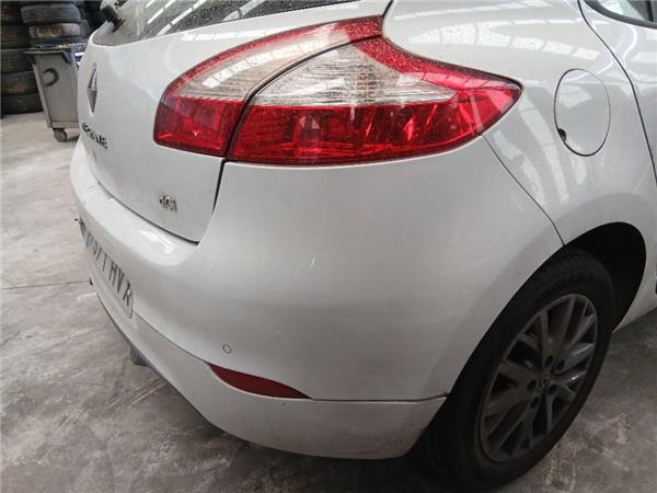 paragolpes trasero renault megane iii fastbac
