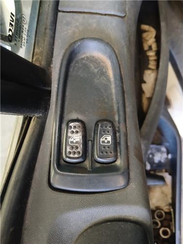 mando elevalunas iveco daily furgon 2006  30