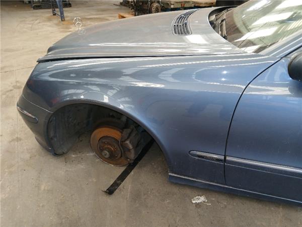 aleta delantera izquierda mercedes benz clase