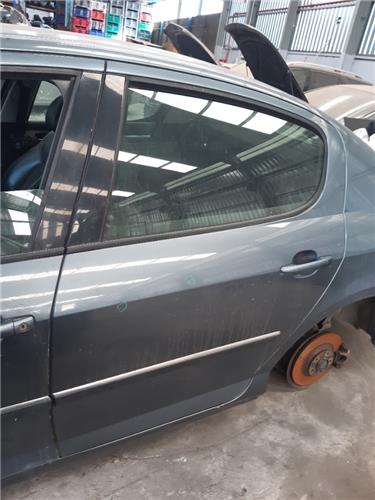 puerta trasera izquierda peugeot 407 2004  20