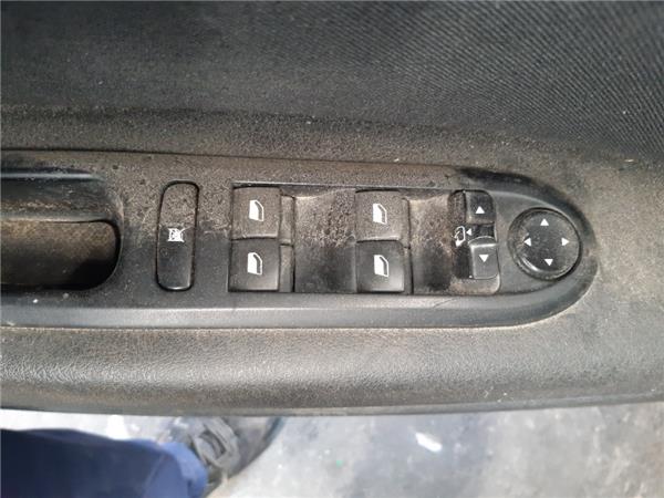 mando elevalunas peugeot 407 2004  20 hdi 135