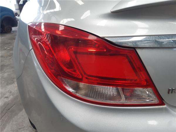 piloto trasero izquierdo opel insignia berlin