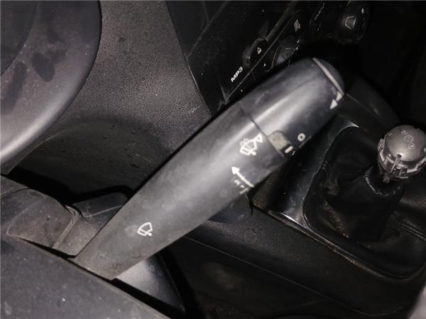 com 2000 citroen c4 berlina 082010  16 busine