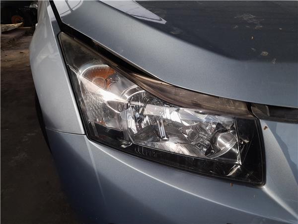 faro delantero derecho chevrolet cruze 2009