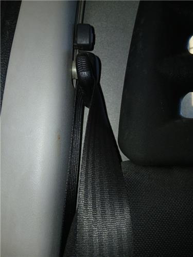 cinturon seguridad delantero derecho iveco da
