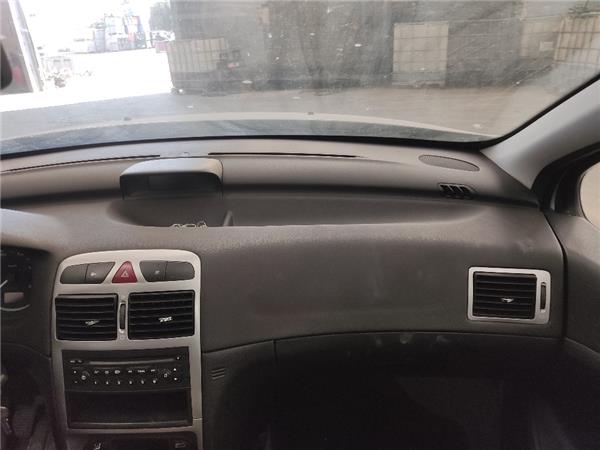 salpicadero peugeot 307 break sw s1 042002 06