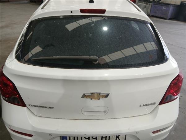 porton trasero chevrolet cruze 5 puertas 2011