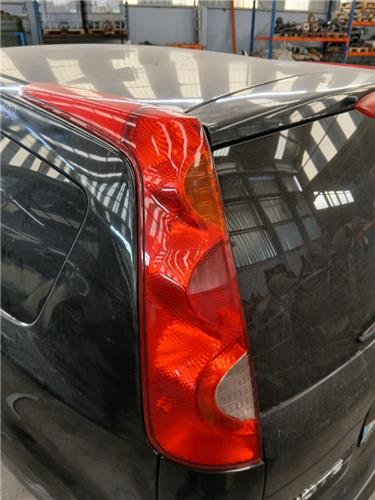 piloto trasero izquierdo nissan note e11e 012