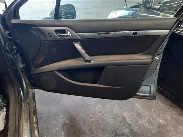 guarnecido puerta delantera derecha peugeot 4
