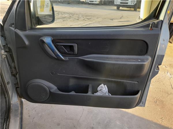 guarnecido puerta delantera derecha peugeot p