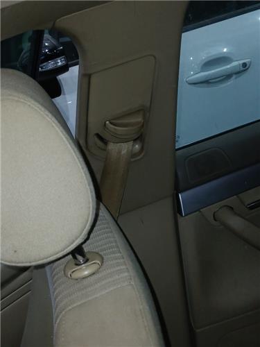 cinturon seguridad delantero derecho audi a4