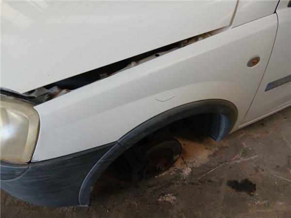 aleta delantera izquierda opel combo corsa c