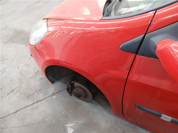 aleta delantera izquierda renault clio iii 20