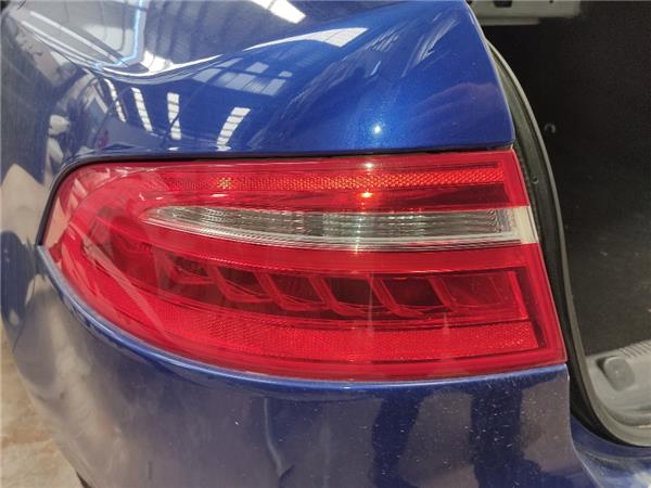 piloto trasero izquierdo jaguar xe 102014 20