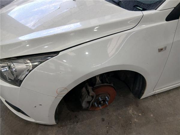 aleta delantera izquierda chevrolet cruze 5 p