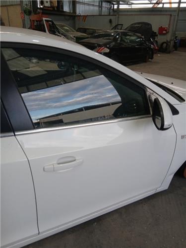puerta delantera derecha chevrolet cruze 5 pu