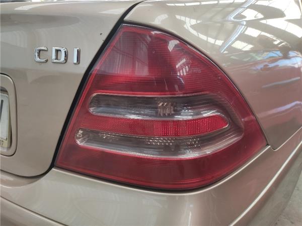 piloto trasero derecho mercedes benz clase c