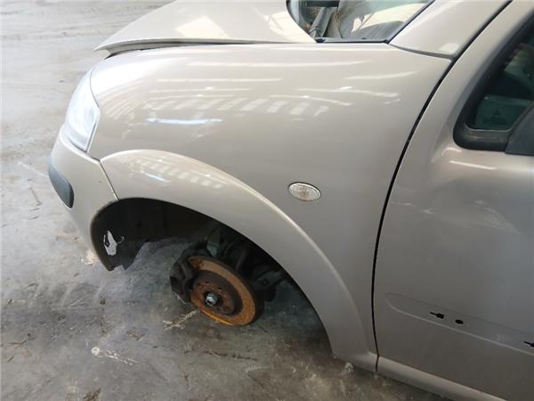 aleta delantera izquierda citroen c3 2002  14