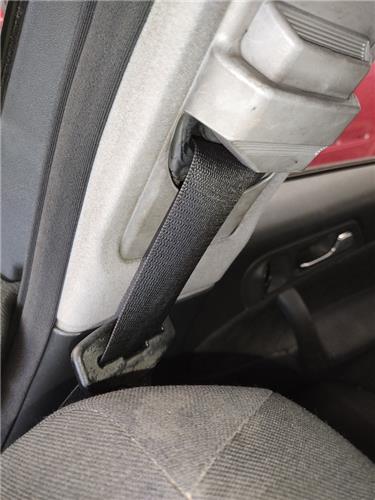 cinturon seguridad delantero derecho mercedes