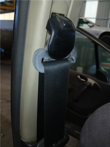 cinturon seguridad delantero izquierdo merced