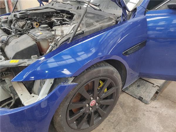 aleta delantera izquierda jaguar xe 102014 2