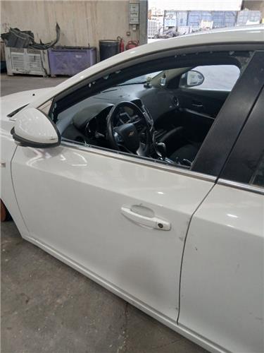 puerta delantera izquierda chevrolet cruze 5