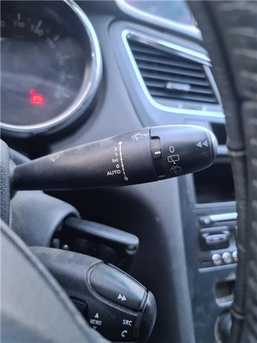 com 2000 peugeot 5008 092009 16 confort 16 l