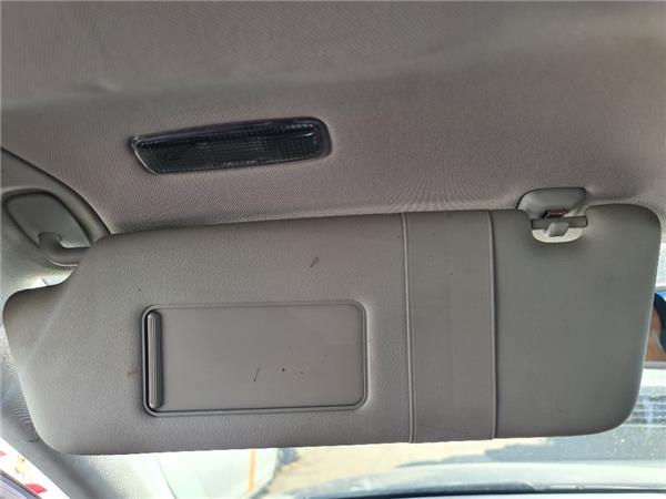 parasol izquierdo audi a4 berlina 8e 2004  20