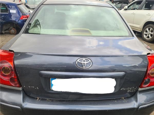 tapa maletero toyota avensis berlina t25 2003