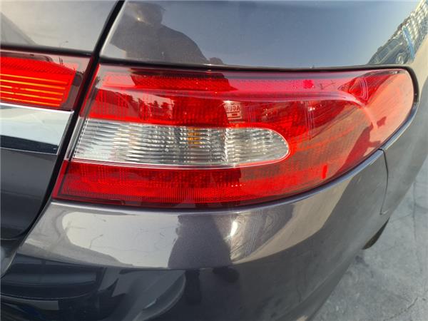 piloto trasero derecho jaguar xf 2008  27 v6