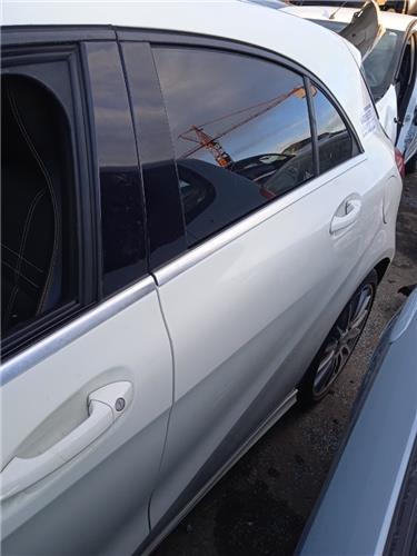puerta trasera izquierda mercedes benz clase