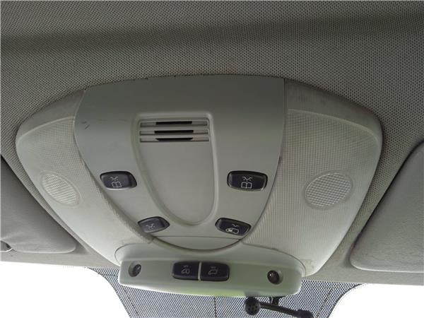 luz interior techo mercedes benz viano 639 21