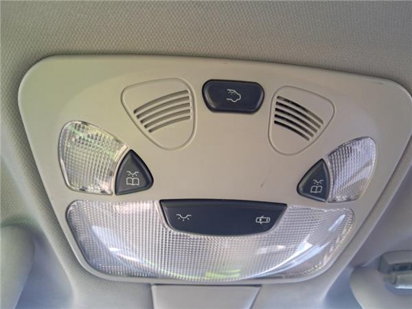 luz interior techo mercedes benz clase c bm 2