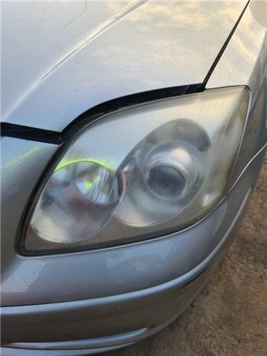 faro delantero izquierdo toyota avensis berli