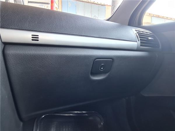 guantera salpicadero peugeot 407 2004 20 st
