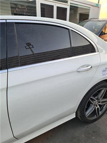 puerta trasera izquierda mercedes benz clase