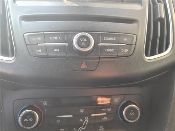 radio cd ford focus berlina cew 2014  16 spor