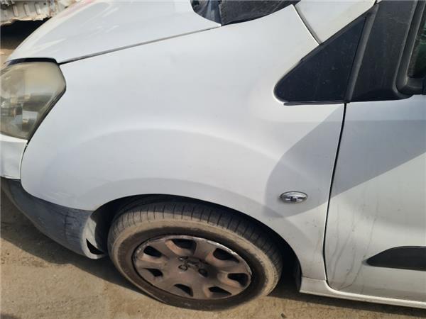 aleta delantera izquierda peugeot partner furgón (05.2008 >) 1.6 l1 [1,6 ltr.   66 kw 16v e hdi fap]