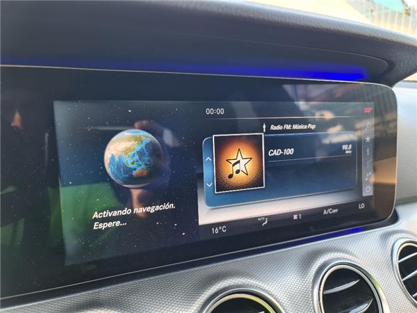 display mercedes benz clase e bm 213 berlina