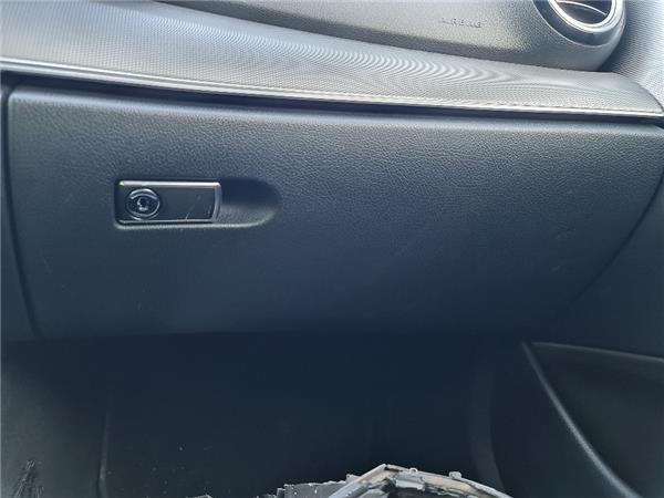 guantera salpicadero mercedes benz clase e bm