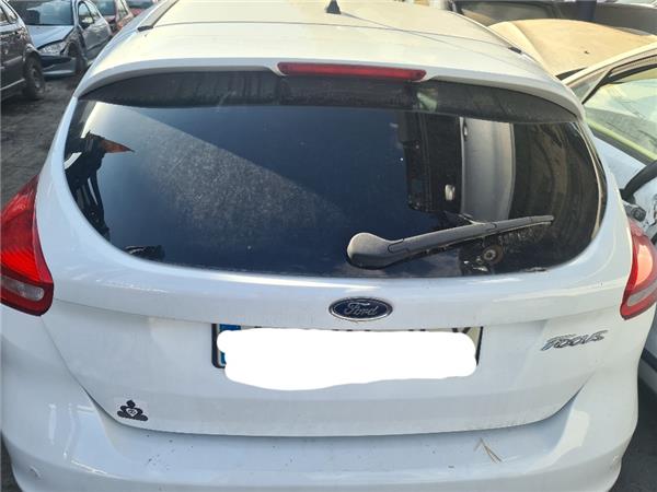 porton trasero ford focus berlina cew 2014  1
