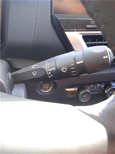 com 2000 citroen c4 berlina 092020 15 feel 1