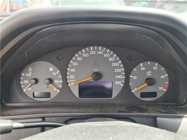 cuadro instrumentos mercedes benz clase e bm