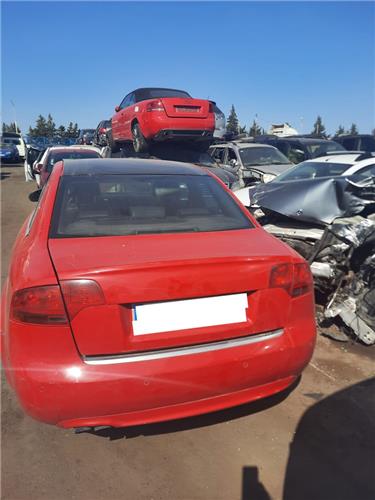 paragolpes trasero audi a4 berlina 8e 2004  2