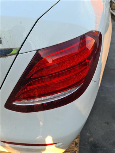 piloto trasero derecho mercedes benz clase e