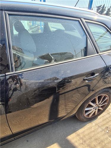 puerta trasera izquierda seat ibiza st 6p8 05