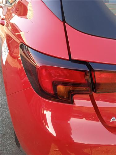 piloto trasero izquierdo opel astra k berlina