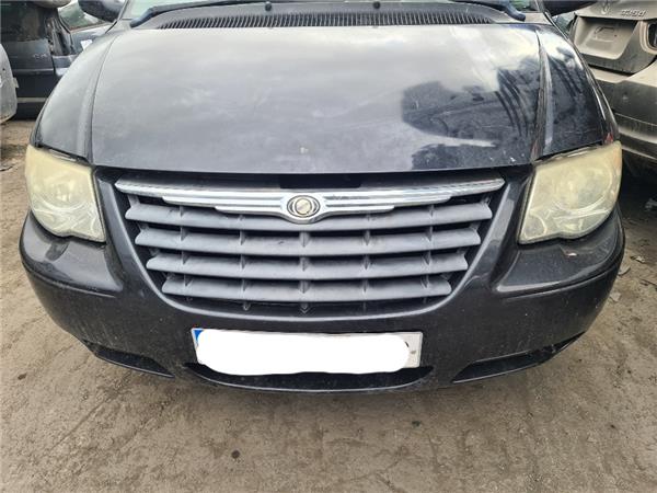 parrilla delantera chrysler voyager rg 2001