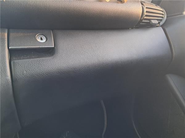 guantera salpicadero mercedes benz clase c bm