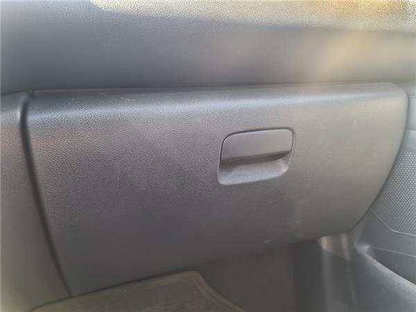 guantera salpicadero peugeot 5008 092009 20